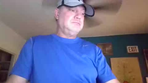 Snapshot of billjames55 chatting on April 2026 07:05:02 PM billjames55 online show from April 2026 07:05:02 PM