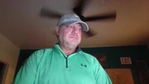 Snapshot of billjames55 chatting on April 2026 09:15:01 AM billjames55 online show from April 2026 09:15:01 AM