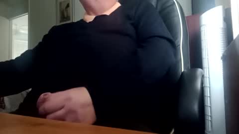 billlllllyb online show from October 2025 01:01:01 PM