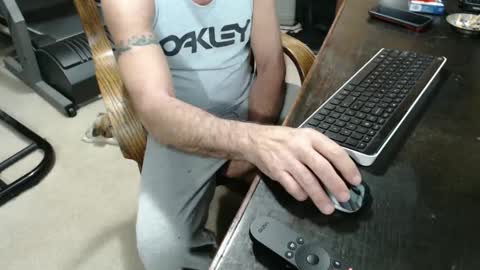 billy471 online show from December 2024 08:27:01 PM