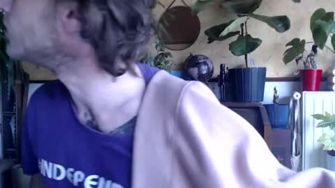 Billy FingerCut online show from March 2025 10:16:02 AM