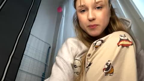 Snapshot of bimboiiii chatting on March 2026 05:51:02 PM bimboiiii online show from March 2026 05:51:02 PM