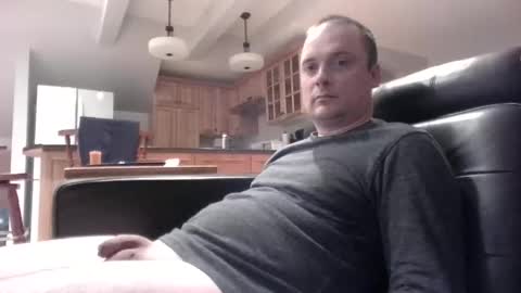 Snapshot of bird8888 chatting on December 2024 02:41:02 AM bird8888 online show from December 2024 02:41:02 AM