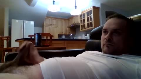 Snapshot of bird8888 chatting on February 2025 08:53:02 PM bird8888 online show from February 2025 08:53:02 PM