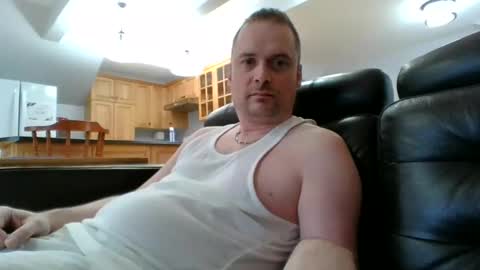 Snapshot of bird8888 chatting on September 2025 01:46:02 PM bird8888 online show from September 2025 01:46:02 PM