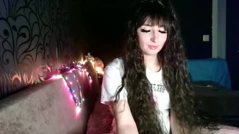 birdie_kiss online show from February 2026 07:30:02 PM