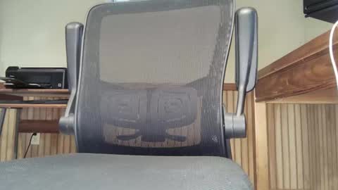 Snapshot of bisensualboy chatting on December 2024 03:03:02 PM bisensualboy online show from December 2024 03:03:02 PM