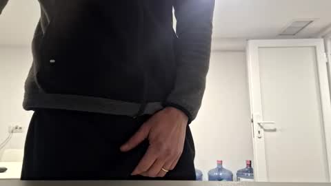 bisexdadd online show from January 2025 04:30:02 AM