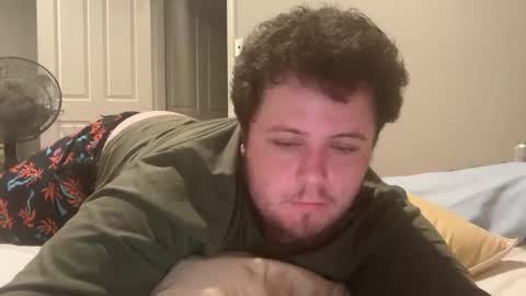 Snapshot of bisexualchubbyboy chatting on February 2025 10:02:02 AM james online show from February 2025 10:02:02 AM