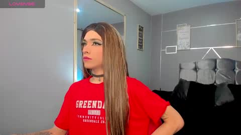 Snapshot of bitch_capelli chatting on January 2025 03:22:02 AM .. .. online show from January 2025 03:22:02 AM