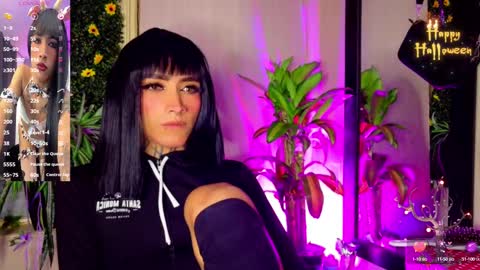 Snapshot of bitch_capelli chatting on October 2025 02:55:02 AM .. .. online show from October 2025 02:55:02 AM