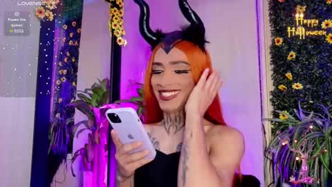 Snapshot of bitch_capelli chatting on October 2025 01:55:02 AM .. .. online show from October 2025 01:55:02 AM