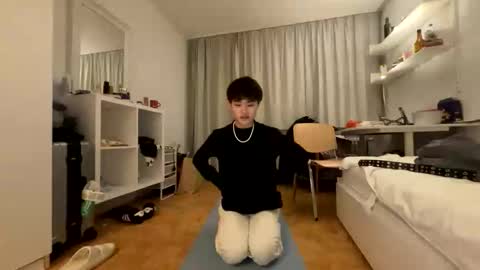 Lou online show from January 2026 08:55:01 PM