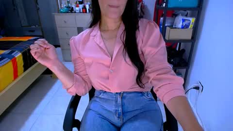 Snapshot of bittermomxxx chatting on May 2026 04:37:02 PM bittermomxxx online show from May 2026 04:37:02 PM