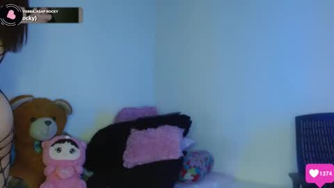 Snapshot of bittersweetchherry chatting on February 2026 11:30:02 PM Instagram zpchherry online show from February 2026 11:30:02 PM