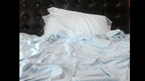 Snapshot of bj18643 chatting on January 2025 06:20:01 PM BJboi online show from January 2025 06:20:01 PM