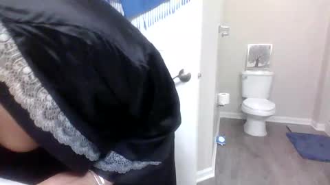 Snapshot of bj4290 chatting on September 2025 04:19:02 PM bj4290 online show from September 2025 04:19:02 PM