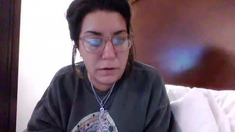 Snapshot of bj4290 chatting on September 2025 01:53:01 AM bj4290 online show from September 2025 01:53:01 AM
