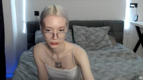 Snapshot of bjliki chatting on October 2025 02:56:02 PM Julia online show from October 2025 02:56:02 PM