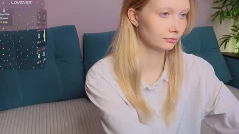 Snapshot of bjliki chatting on October 2025 07:12:01 AM Julia online show from October 2025 07:12:01 AM