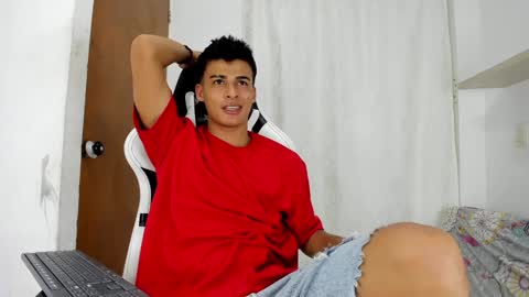 Snapshot of bjonr_haward chatting on January 2025 05:13:01 AM Haward online show from January 2025 05:13:01 AM