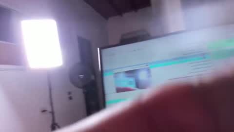 Snapshot of bjonr_haward chatting on September 2025 11:31:02 PM Haward online show from September 2025 11:31:02 PM