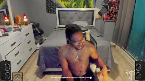 Plant Base Streamers From Pennsylvania online show from January 2025 11:27:01 PM