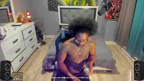 Plant Base Streamers From Pennsylvania online show from February 2025 12:31:02 AM