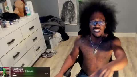 Plant Base Streamers From Pennsylvania online show from November 2025 10:34:01 PM