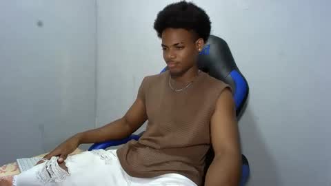 tu morenito online show from April 2026 02:39:01 AM