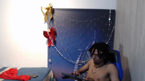 Snapshot of black_dreadlocks chatting on December 2024 11:47:01 AM Black online show from December 2024 11:47:01 AM