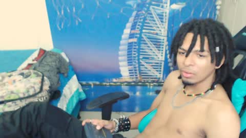 Snapshot of black_dreadlocks chatting on December 2024 02:51:01 PM Black online show from December 2024 02:51:01 PM