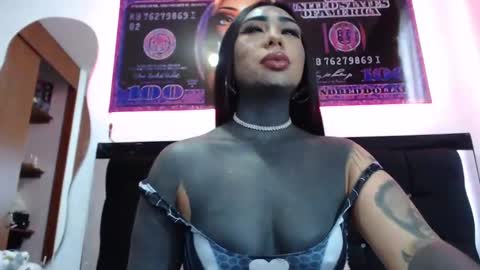 Snapshot of black_eyestattoo chatting on January 2025 10:08:01 PM karenth soto online show from January 2025 10:08:01 PM