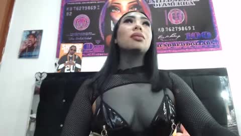 Snapshot of black_eyestattoo chatting on February 2025 12:14:01 AM karenth soto online show from February 2025 12:14:01 AM