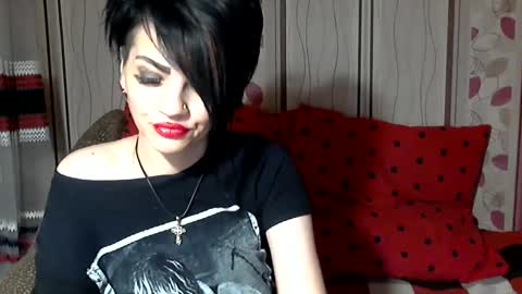 black_hot_01 online show from December 2024 06:16:02 PM