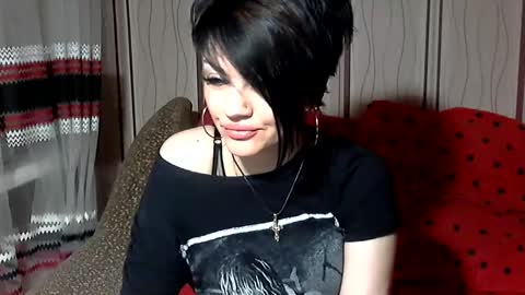 black_hot_01 online show from February 2025 12:31:02 AM