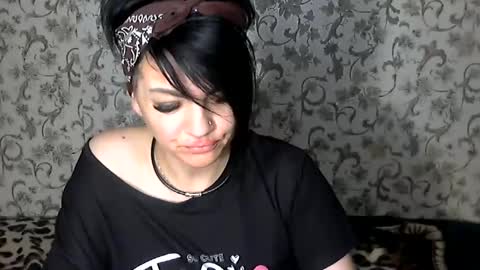 black_hot_01 online show from September 2025 11:27:02 PM