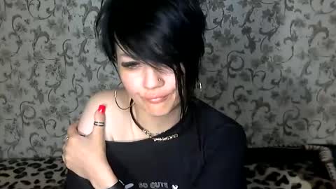 black_hot_01 online show from September 2025 11:05:02 PM