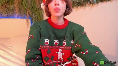 Jenny online show from December 2024 07:52:02 PM