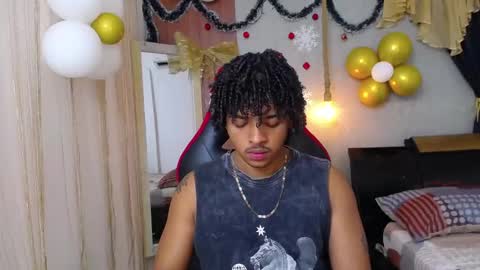 black_king_241 online show from November 2025 04:33:02 AM