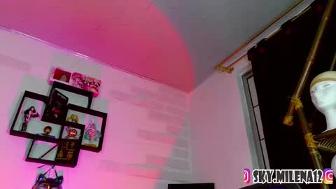 Snapshot of black_lady_05 chatting on January 2025 10:28:02 AM millie online show from January 2025 10:28:02 AM