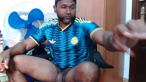 Snapshot of black_latino6 chatting on June 2026 10:57:02 AM black_latino6 online show from June 2026 10:57:02 AM
