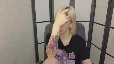 Snapshot of black_orchides chatting on April 2026 08:23:01 AM Emily online show from April 2026 08:23:01 AM