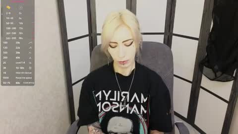 Snapshot of black_orchides chatting on April 2026 08:20:01 AM Emily online show from April 2026 08:20:01 AM