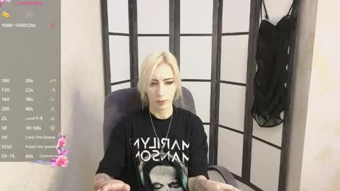 Snapshot of black_orchides chatting on April 2026 08:24:01 AM Emily online show from April 2026 08:24:01 AM