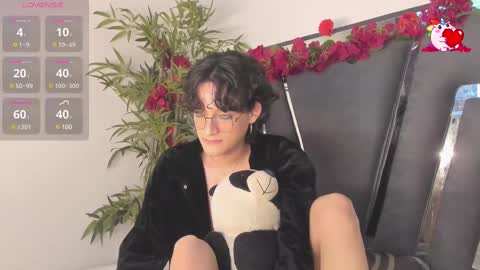 B L A C K  R O S E  online show from March 2025 02:43:02 PM