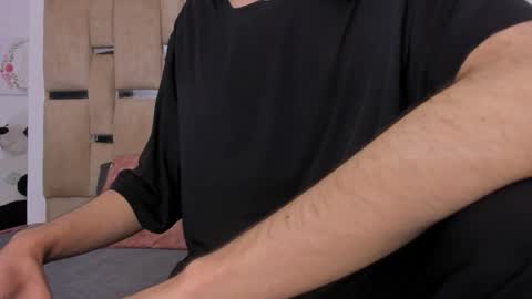 B L A C K  R O S E  online show from April 2026 11:24:02 AM