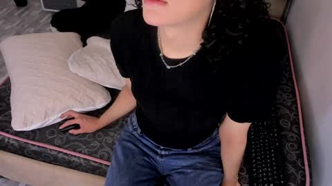 Snapshot of black_rose02 chatting on May 2026 11:38:02 AM B L A C K R O S E online show from May 2026 11:38:02 AM