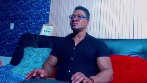 Snapshot of black_seus85 chatting on February 2026 12:58:02 AM duglas online show from February 2026 12:58:02 AM