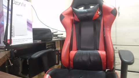 Black online show from February 2026 02:24:01 PM